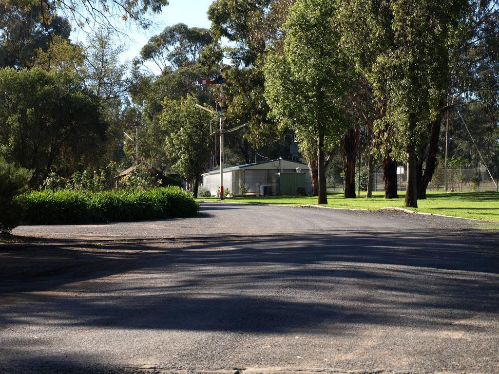 Cowra Holiday Park 외부 사진