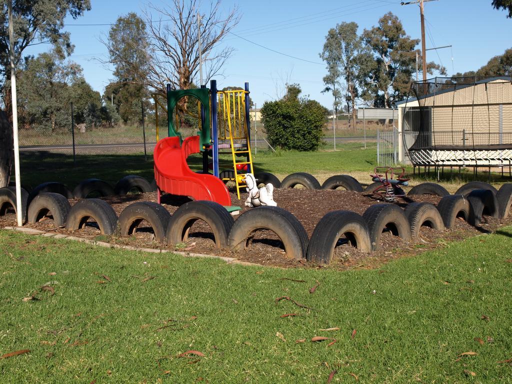 Cowra Holiday Park 외부 사진